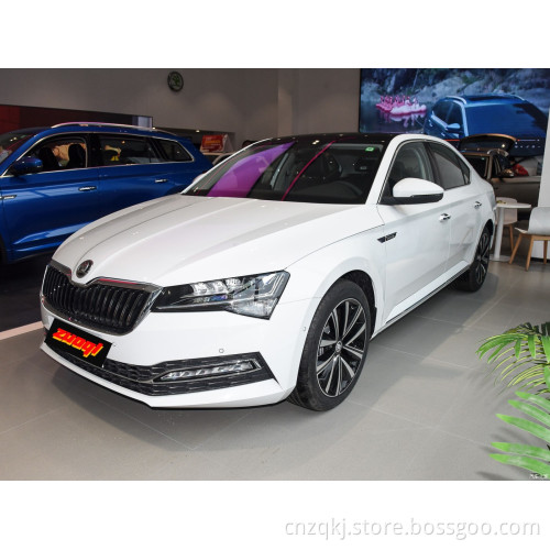 In stock New car China's cheapest fuel car Skoda Superb
